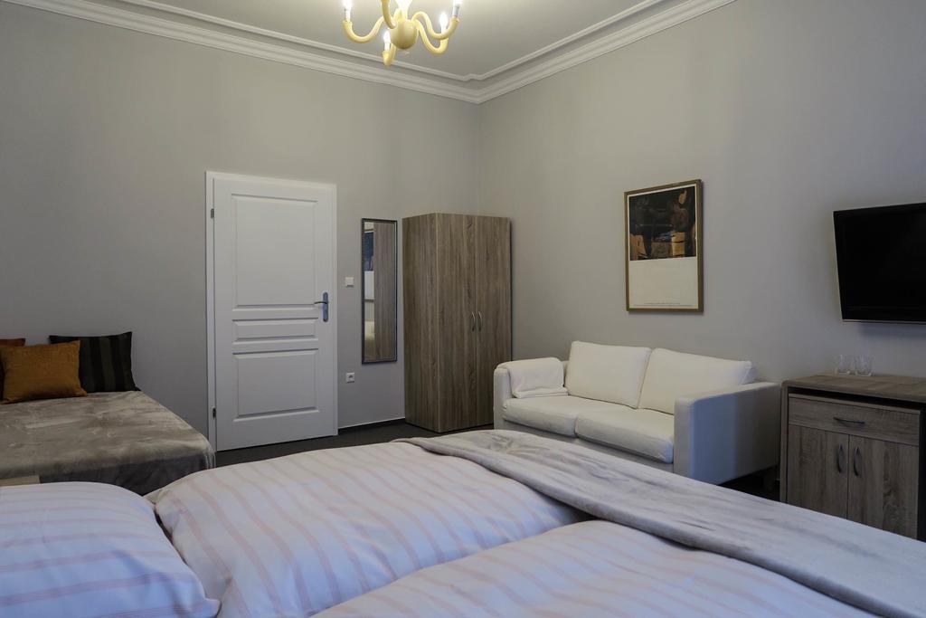 Hotel Pension Schafer - Berlin — Photos 1